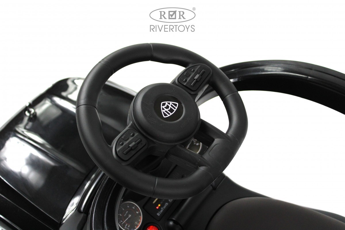 Купить Детский толокар RIVERTOYS Mercedes-Benz GLS 600 Z003ZZ-A