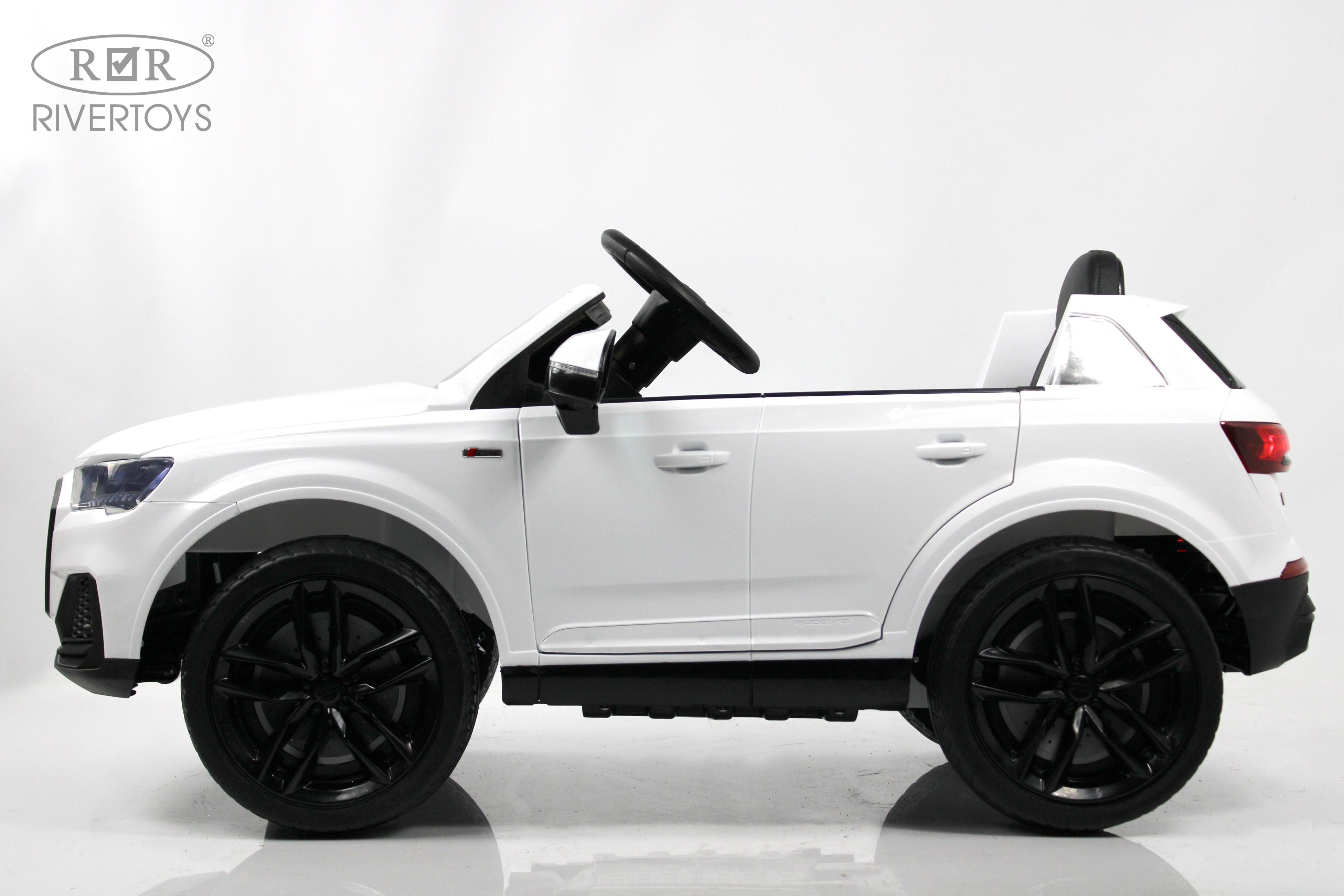 Купить Детский электромобиль RIVERTOYS AUDI Q7 HL678